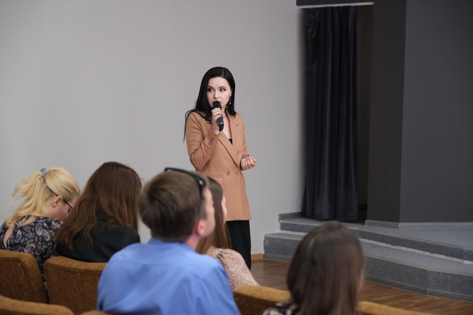 Эксперты астраханской «бизнес-неотложки» проконсультировали приволжан