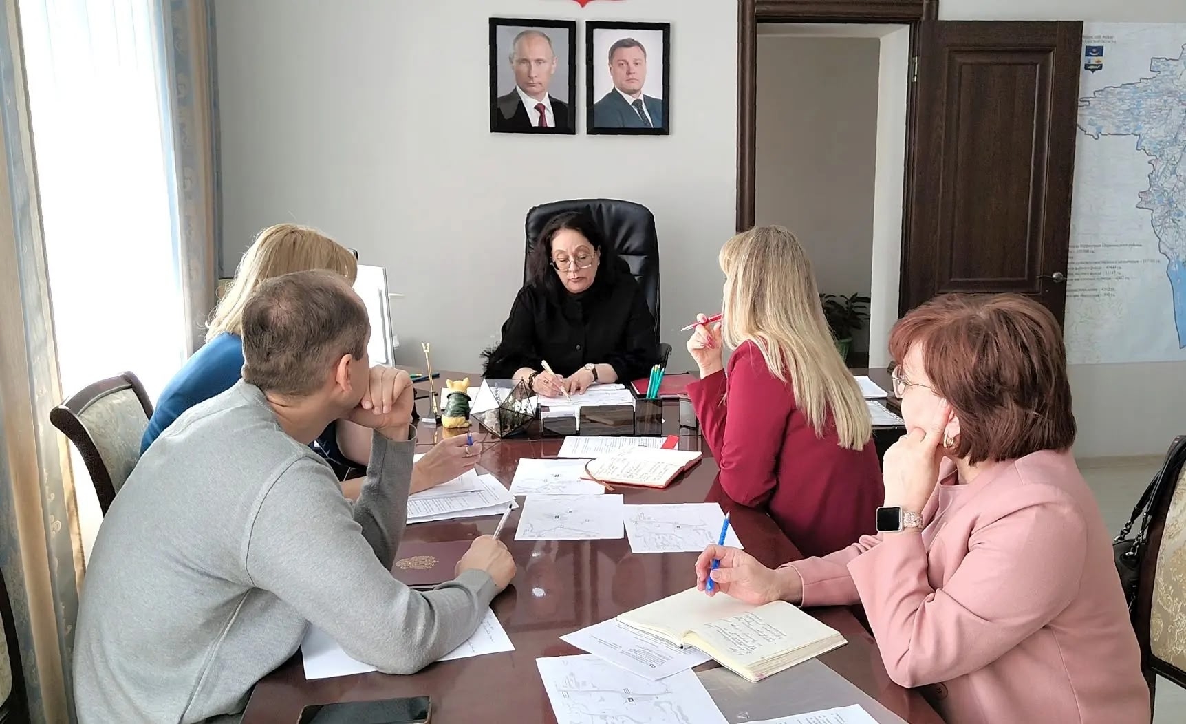 В Икрянинском районе обсудили работу по привлечению инвестиций