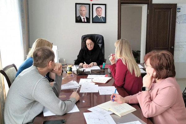 В Икрянинском районе обсудили работу по привлечению инвестиций